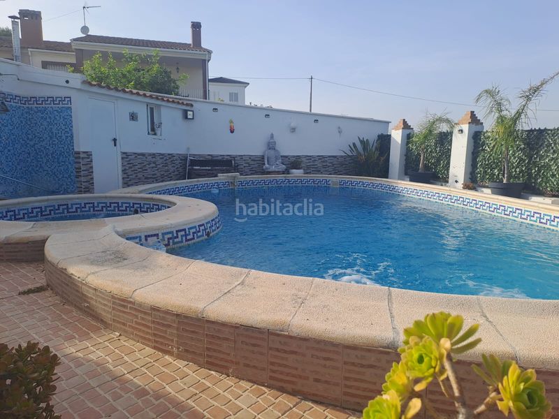 Foto f44d790f-340e-4705-b08e-e259441ae71d. Xalet amb xemeneia calefacció aparcament piscina a Monserrat