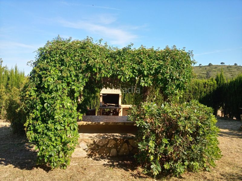 Foto 7be91589-b3e3-404e-a589-edfc90d06d3f. Xalet amb aparcament a Monserrat