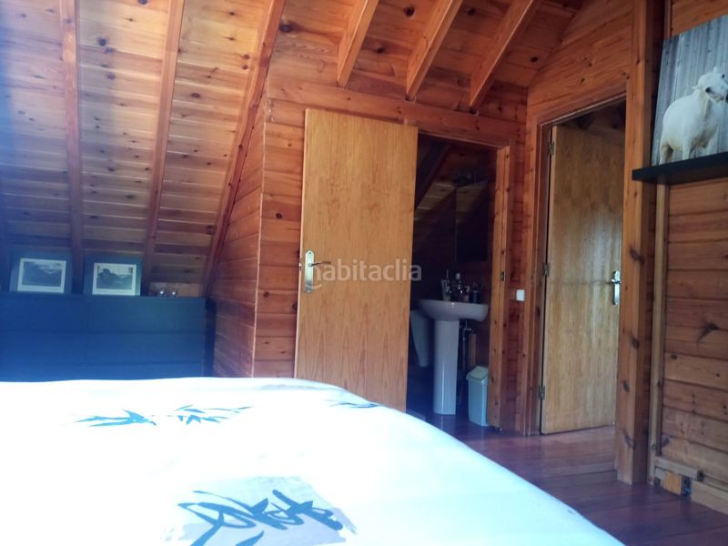 Foto f3e390dd-7882-4138-9774-93642cd8313c. Xalet amb aparcament a Monserrat