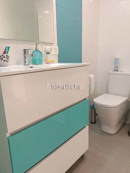 Foto e32ac9cb-a718-4780-8512-e38fb741cc54. Pis amb aparcament piscina a Centro Santa Pola