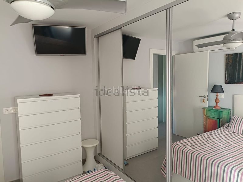 Foto fa293d57-9f84-40da-a8de-ef8592869013. Pis amb aparcament piscina a Centro Santa Pola