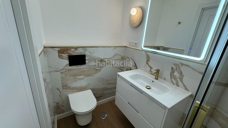 Foto f44b9679-7090-4f8b-8544-ad61b03f2184. Apartament amb piscina a Punta Prima Torrevieja