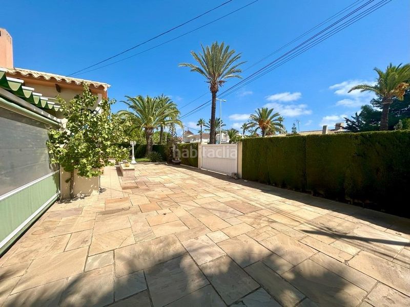 Foto 278cd844-d102-4c5e-bd34-d0d3e115f123. Casa amb piscina a Cabo Roig Orihuela