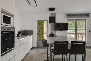 Appartement in Gran Playa. Presentamos esta fantástica vivienda situada a pocos metros de l