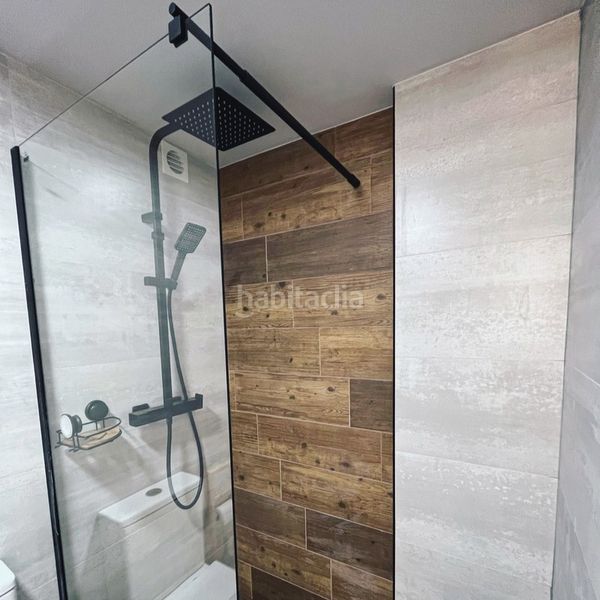 Foto 7184b64a-316d-49a4-acd2-2068448e0cb1. Apartament amb calefacció aparcament piscina a Centro Santa Pola