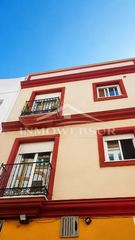 Etagenwohnung  Calle realidad. Piso en el centro de ayamonte