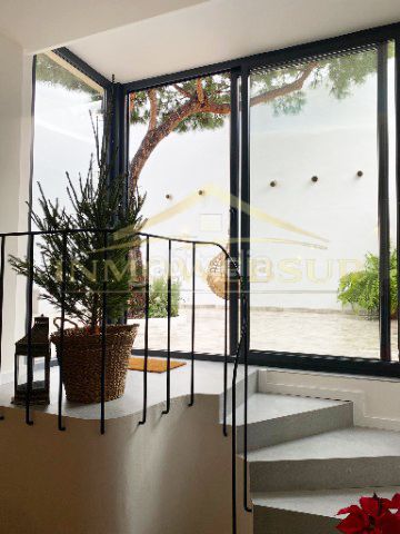 Foto aaef7530-4723-40f8-b564-c6a65c1e3915. Casa amb piscina a Ayamonte ciudad Ayamonte