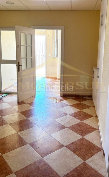 Foto 07756f4b-b455-4a45-ba86-c5f9be701b08. Casa adossada amb aparcament piscina a Isla Canela Ayamonte