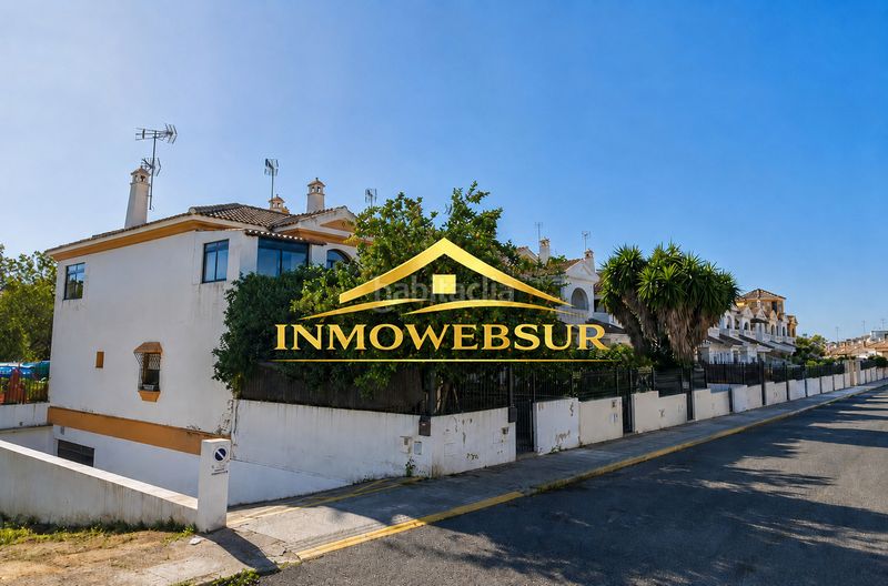 Foto 8adae5e0-7594-4076-bf3d-8258e222edc6. Casa adossada amb xemeneia calefacció a Ayamonte ciudad Ayamonte