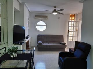 Lloguer Apartament  Calle el maigmo 324. Apartamento amueblado dos dormitorios, casi nuevo.