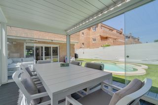 Casa adossada a Carrer del Badabadoc