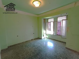 Reihenhaus  Carrer doctor gil lópez. Casa adosada en casco antiguo de massanassa, valencia.