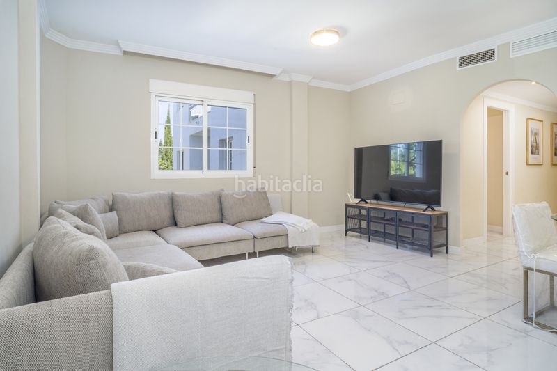Foto aa3ef6bd-464d-4d55-847b-79ea897dece2. Planta baixa amb piscina a Nueva Andalucía centro Marbella