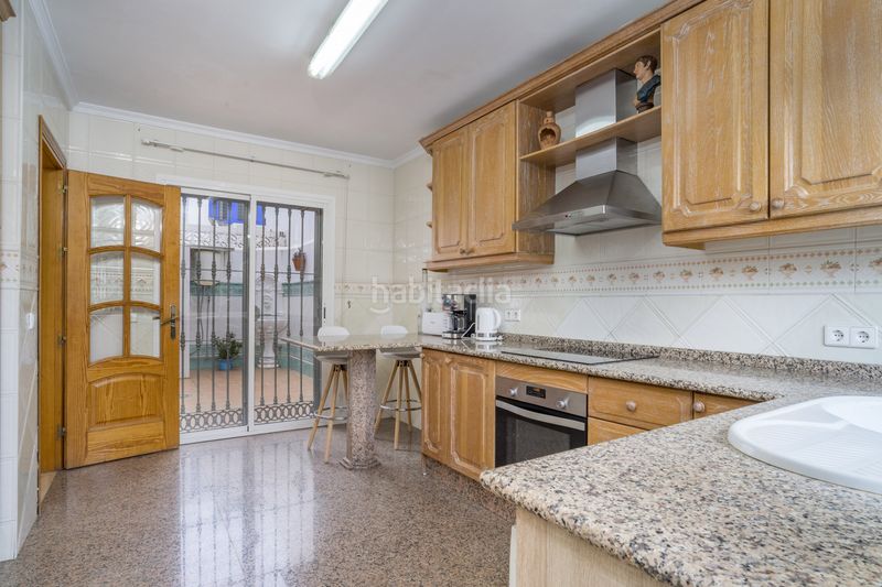 Foto 31331e62-010f-43f6-99b2-6f802a96e5c9. Casa pareada en San Pedro de Alcántara Pueblo Marbella