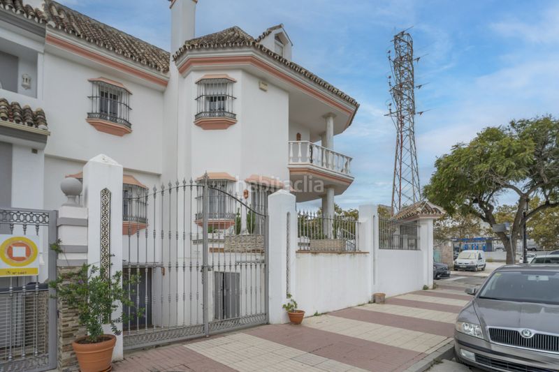 Foto 504dd094-823c-4c6f-b03d-a4d873464834. Casa pareada en San Pedro de Alcántara Pueblo Marbella