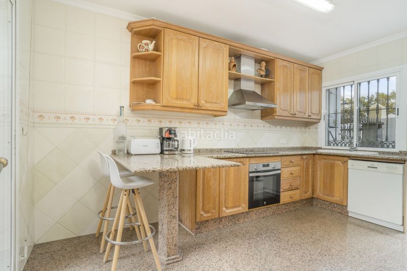 Foto 90ed2677-4203-4203-b7f1-61c1ad35ed7f. Casa pareada en San Pedro de Alcántara Pueblo Marbella