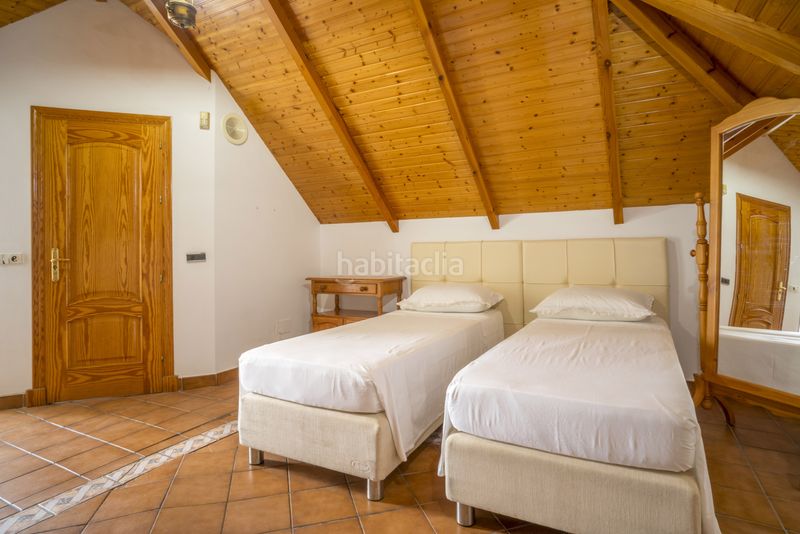 Foto 9297ec77-1790-42bc-bbc7-88857a00c4da. Casa pareada en San Pedro de Alcántara Pueblo Marbella