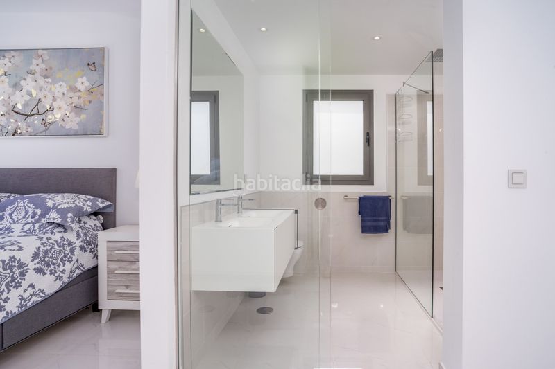 Foto bd87562b-1146-4f0e-a63e-1e527ae4ce65. Àtic amb aparcament piscina a Nueva Atalaya Estepona