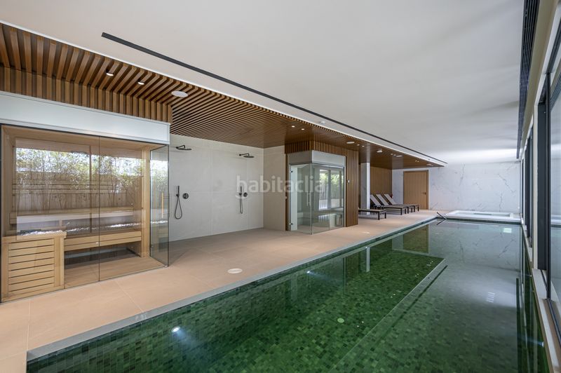 Foto 4bf24749-2d65-4f85-a156-f90d96b59f7d. Apartament amb calefacció aparcament piscina a Seghers Estepona