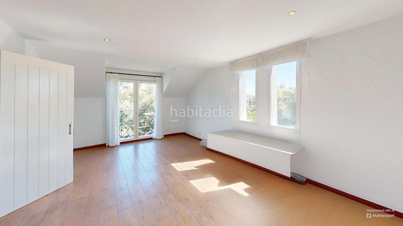 Foto 0addb9b4-3402-48ce-acc5-67243e8264db. Casa amb aparcament piscina a Sotogrande costa Sotogrande
