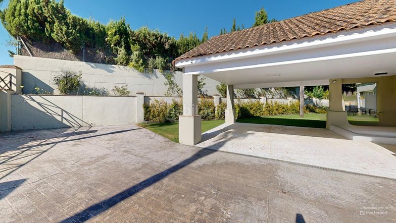 Foto 9544c166-df03-4567-965f-4e7af83b05db. Casa amb aparcament piscina a Sotogrande costa Sotogrande