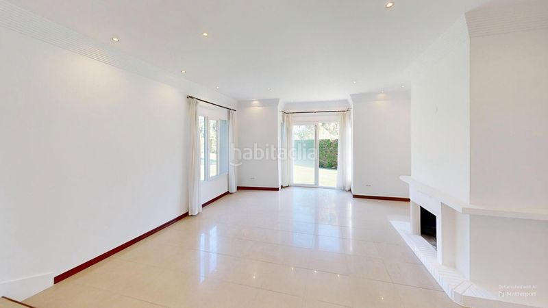 Foto f5791a46-cf1a-4589-8e90-35e1cfae3878. Casa amb aparcament piscina a Sotogrande costa Sotogrande