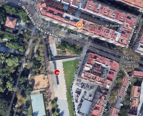 Flat  Carrer dels sants just i pastor. Vivienda en parque de ayora
