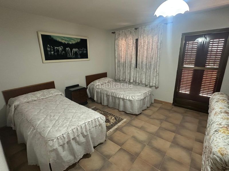 Foto c830f83f-54e8-4066-b494-1c08ad8b959d. Chalet avec cheminée chauffage parking piscine dans Albalate de Zorita