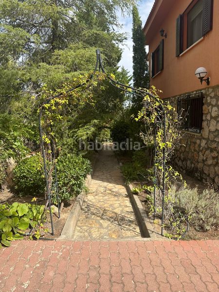 Foto f9ba5895-8faf-45d5-9c98-7ba08cd215d4. Chalet avec cheminée chauffage parking piscine dans Albalate de Zorita