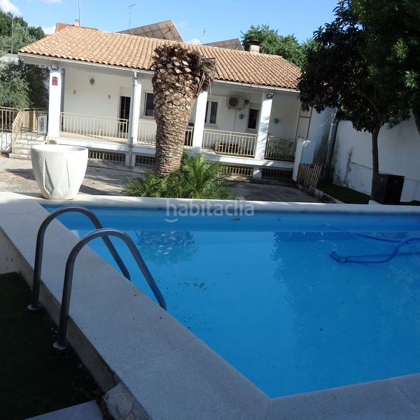 Foto 1d2f074e-63ce-4edb-8387-c5405c29d295. Casa amb calefacció piscina a Méntrida