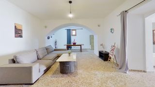 Masía en Petra. Oportunidad residencial en petra con garaje  se estudian ofertas