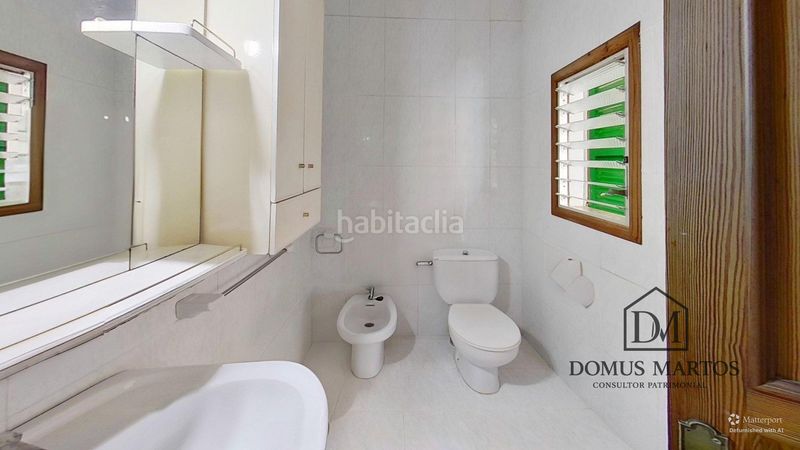 Foto b9a27e3a-e779-48ea-8650-8d2d7b8a4033. Mas dans Petra