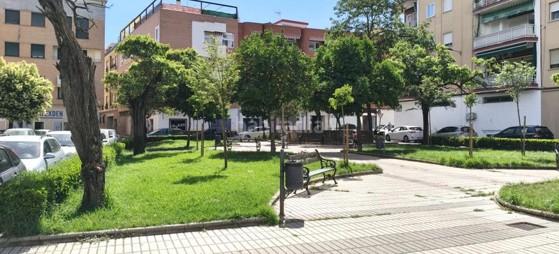 Foto 84351b6e-a72c-40d8-a589-c0afbe429805. Local comercial en Pardaleras Badajoz
