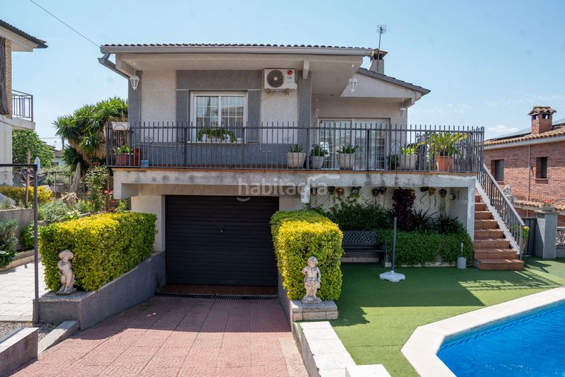 Foto add364e8-750e-48e9-8945-c8cf3c4d98c3. Xalet amb calefacció aparcament piscina a Lliçà d´Amunt