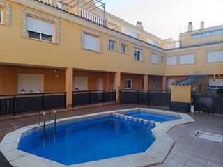 Chalet  Carrer sant miquel. Se vende chalet adosado en gilet