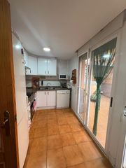 Rent House in Centro puerto. Alquiler temporal,casa en playa puerto sagunto, valencia.