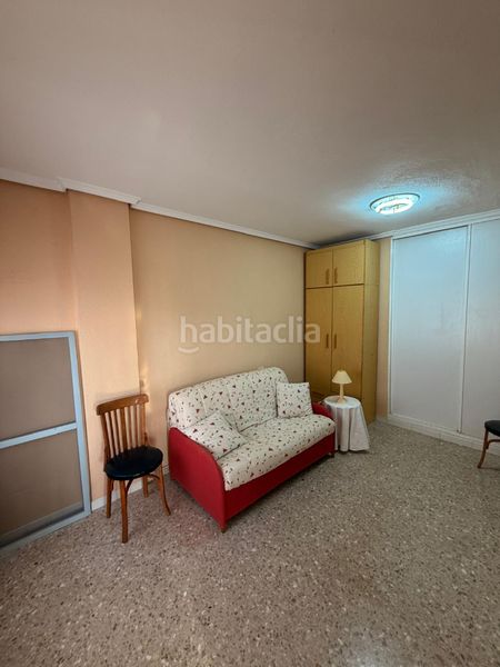 Foto f68b89c7-2a58-4ef3-8d38-04139d182598. Pis a Centro puerto Sagunt