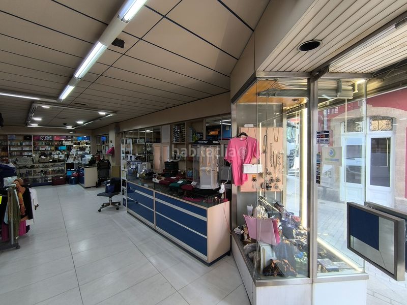 Foto 39b4765b-b56d-4cb5-a2e1-d4a6528dd9f7. Local comercial a Ciudad Vieja Coruña (A)