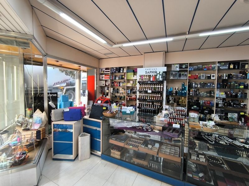 Foto 3dea8da6-6baf-4d98-8302-2d56e7c15334. Local comercial a Ciudad Vieja Coruña (A)