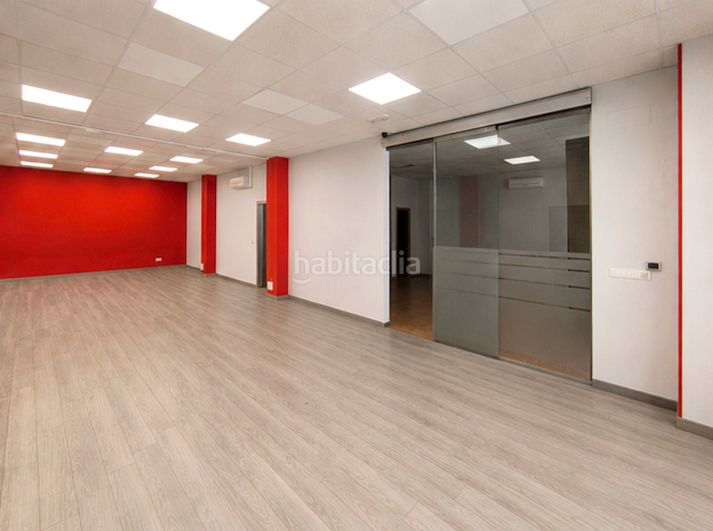 Foto 31be10e9-4db3-47e2-a9e5-c59ea529e57f. Local comercial a praza casares quiroga 7 a Cambre