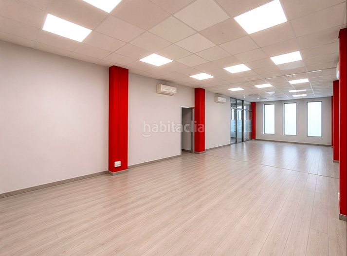 Foto 8c7fed5d-24a2-4be5-9938-9ddcf26685eb. Local comercial a praza casares quiroga 7 a Cambre