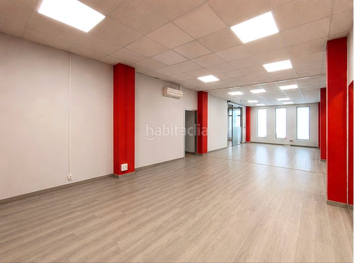 Foto 8d6c7f9b-e60f-4ef8-8438-d4d6049baa20. Local comercial a praza casares quiroga 7 a Cambre
