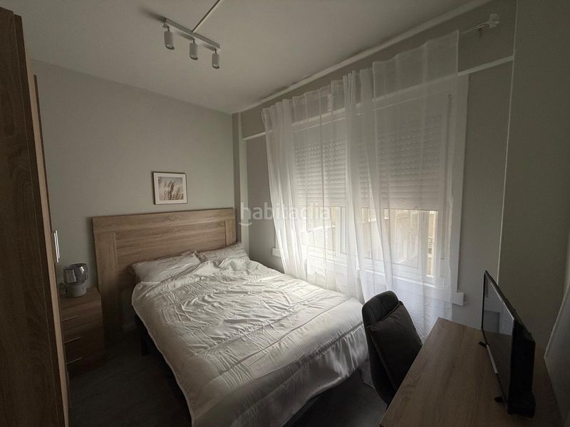 Foto 41a1f2e2-bff0-424e-9dca-4a8263f3edc3. Rent flat in Riazor - Visma Coruña (A)
