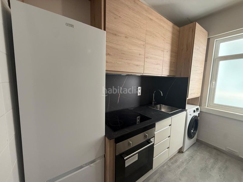 Foto a4252717-0b89-43dd-9a79-c08112b0f4ce. Rent flat in Riazor - Visma Coruña (A)
