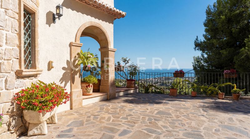 Foto 4d9e37b1-707f-45fb-a75a-9c5d33538782. Casa amb xemeneia calefacció aparcament piscina a Benissa