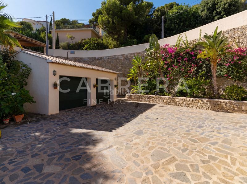 Foto 5d589b71-5bf4-4d76-92f2-c84f185eb8ca. Casa amb xemeneia calefacció aparcament piscina a Benissa