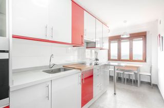 Flat in Tineo - cl jose maldonado 22. Piso en venta en tineo