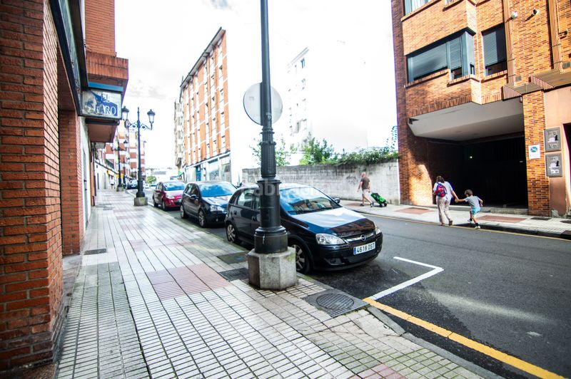 Foto bd263572-dc5c-48be-a590-05466cad4644. Flat in Oviedo - cl san melchor g. sampedro 58 in Oviedo