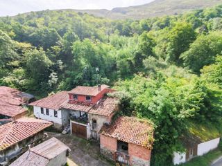 Haus in Vibaña-Ardisana-Caldueño. Encanto asturiano y tranquilidad absoluta a 15 min de posada de