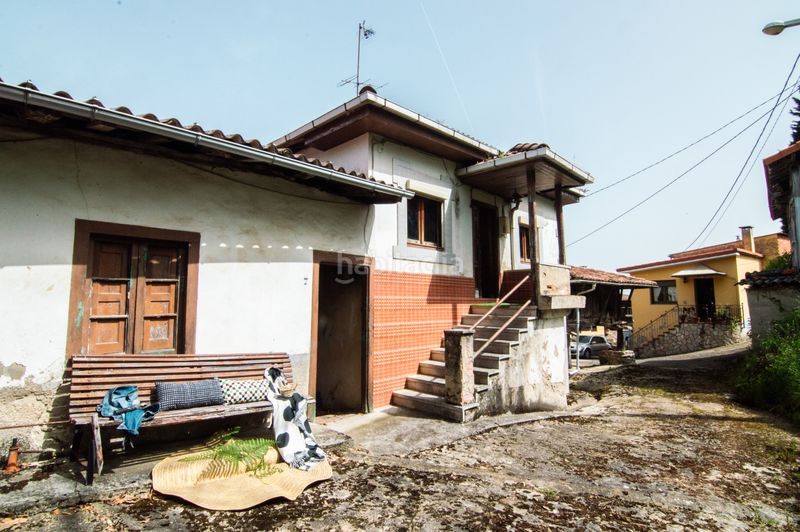Foto b4f07251-03f2-44d4-a417-5be165c321e7. Casa a Salas